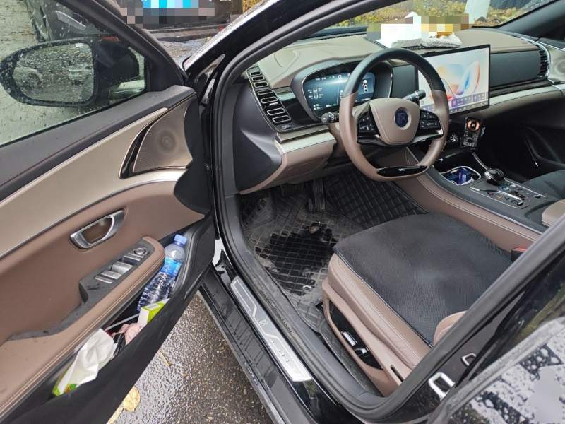 Used BYD Han 2025 DM-i 125KM Comfort Model — 17