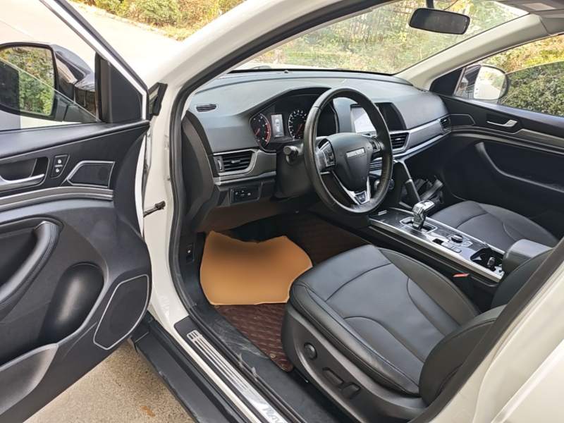 Used Haval H6 2018 Sport Edition 1.5T Automatic Two-Wheel Drive Elite Model China V Standard — 15