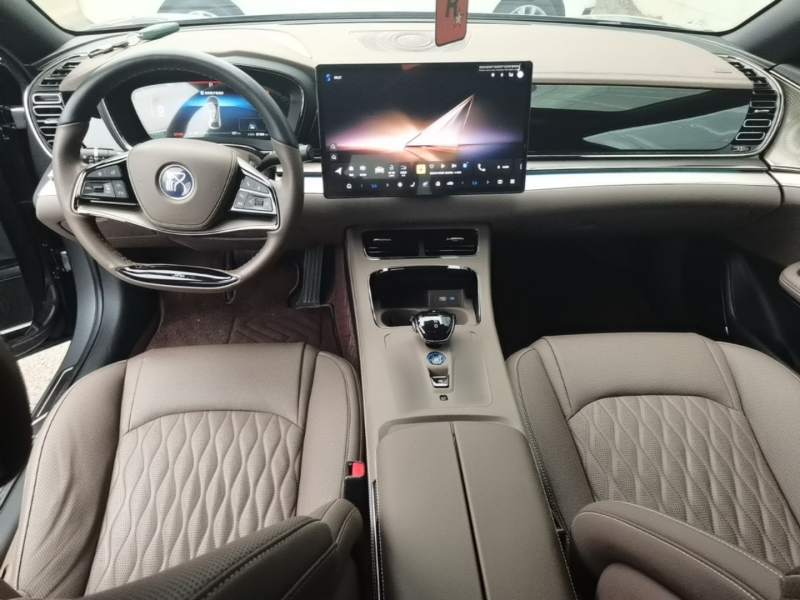 Used BYD Han 2024 EV Glory Edition 506KM Front-Wheel-Drive Premium Model — 9