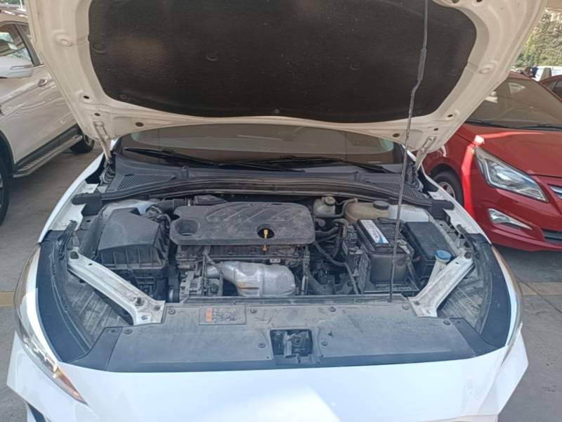 Used MG 5 2021 180 DVVT Manual Youth Luxury Edition — 19