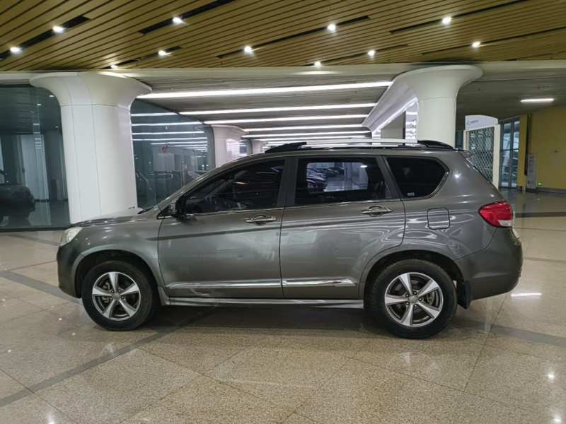 Used Haval H6 2015 Upgraded Model 1.5T Manual Two-Wheel Drive Elite Version — 4