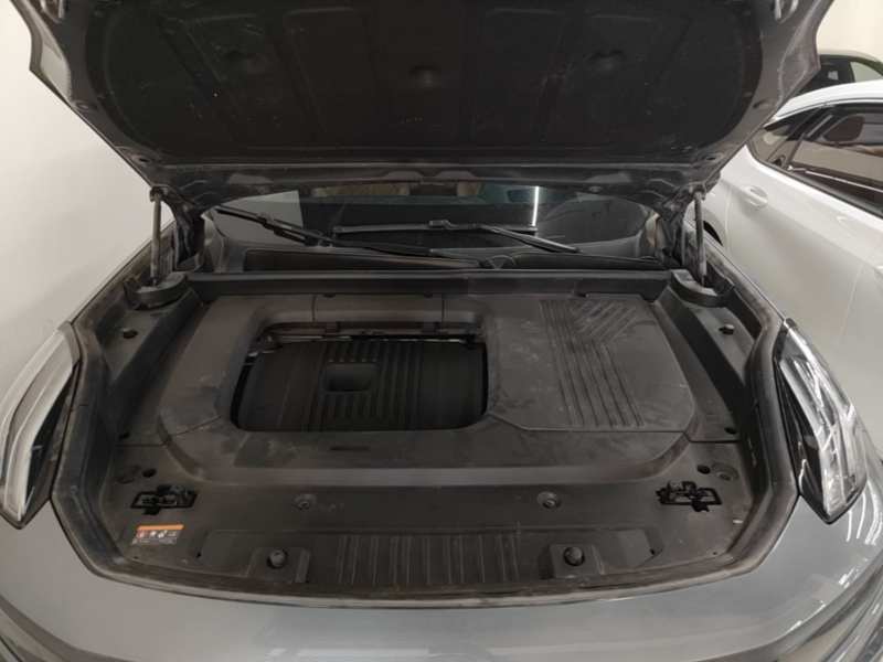 Used Lynk & Co 09 EM-P 2021 2.0T PHEV Halo Six-Seater — 10