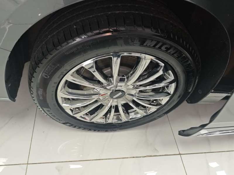 Used Wey Gaoshan 2025 Four-Wheel Drive Alpine 8 — 25