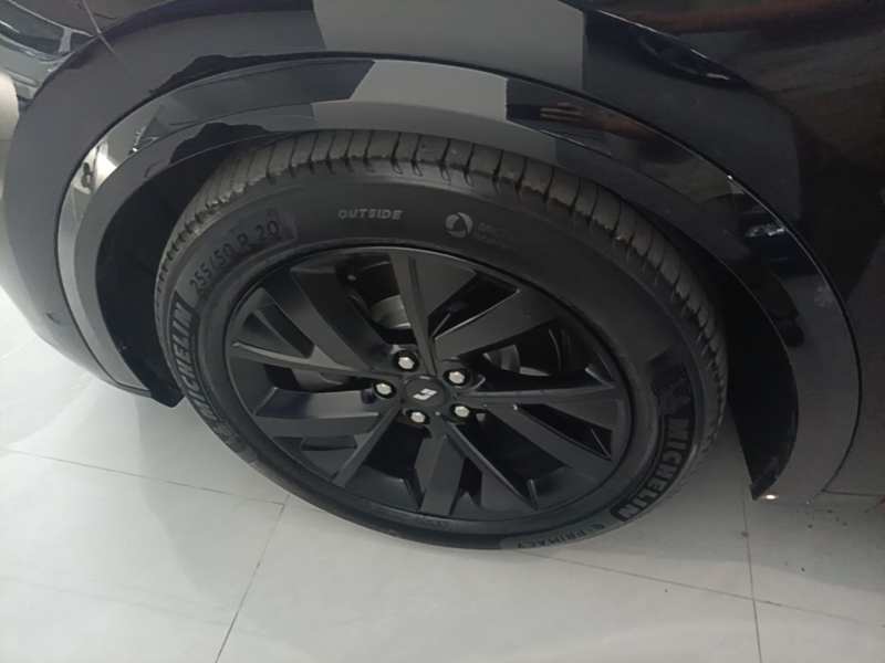 Used Li Auto L8 2023 Pro Model — 23