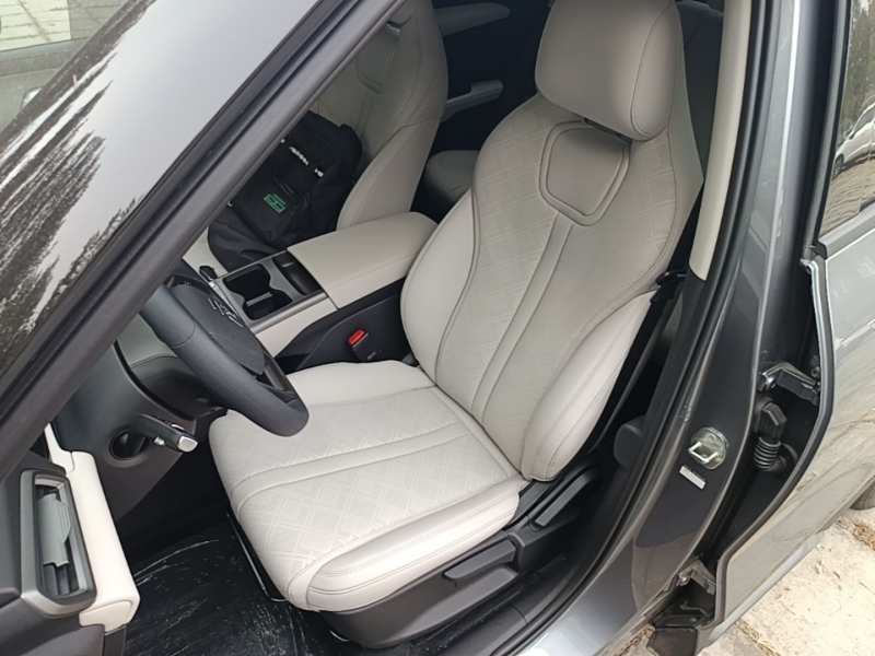 Used BYD Yuan UP 2025 Model 301KM Leading Version — 14