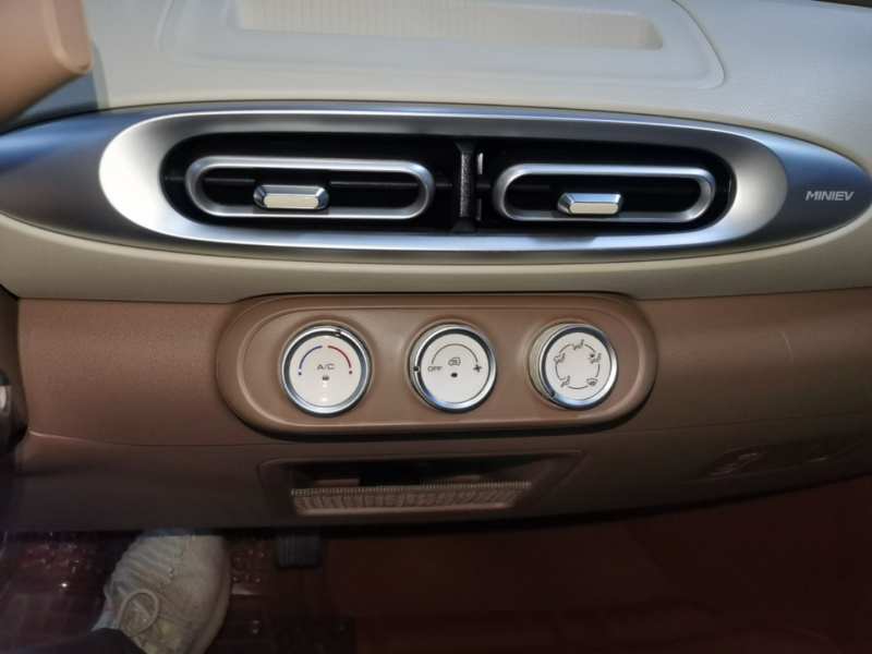 Used Wuling Hongguang MINIEV 2025 Four-Door Version Advanced Edition — 12