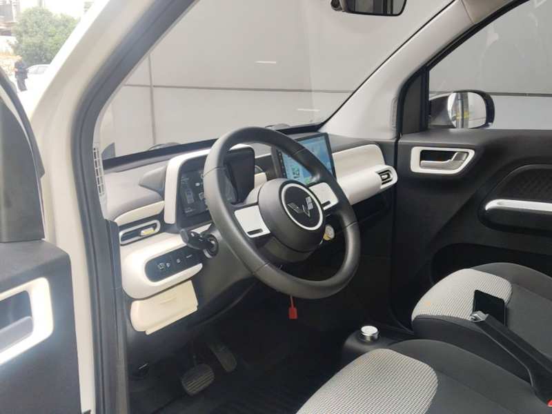 Used Wuling Hongguang MINIEV 2024 3rd Generation 215km Youth Edition — 9