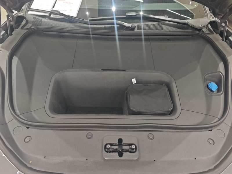 Used Zeekr 001 2024 WE Edition 95 kWh All-Wheel Drive — 19