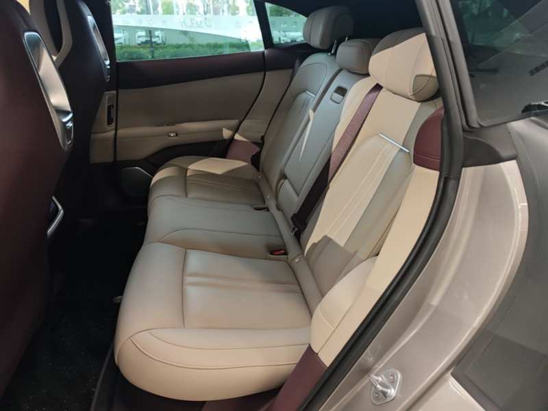 Used Xiaomi Auto YU7 2025 Ultra-Long Range Rear-Wheel Drive Version — 16