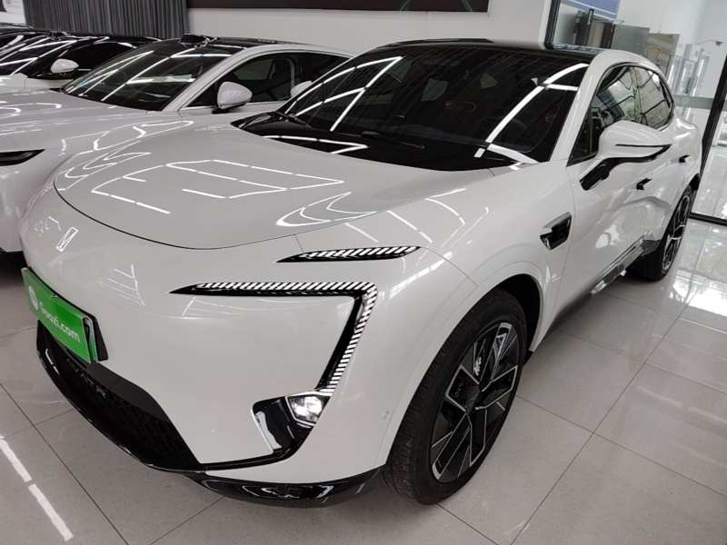 Used Avatr 11 2025 Max All-Electric Four-Wheel Drive — 1