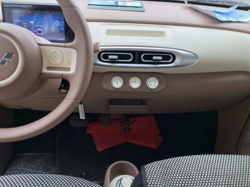 Used Wuling Hongguang MINIEV 2025 Four-Door Version Advanced Edition — 12
