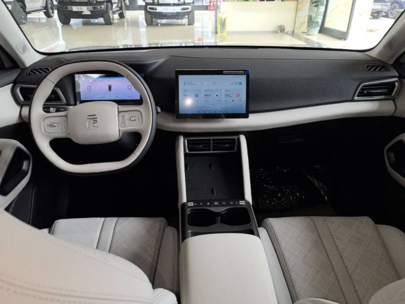 Used BYD Yuan UP 2027 Model Flying Edition 301KM Navigation Version — 9