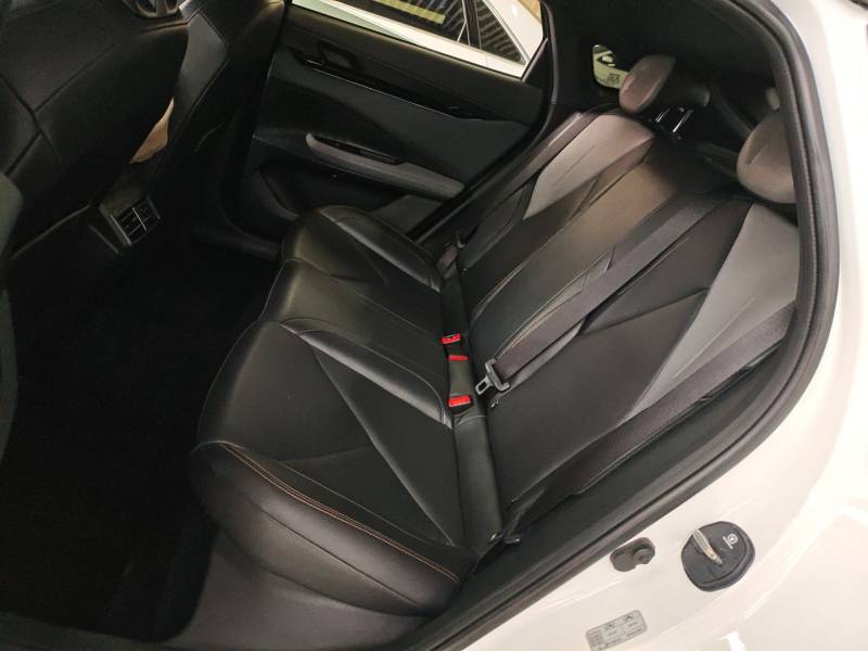 Used CHANGAN UNI-V 2022 1.5T Excellence Model — 16