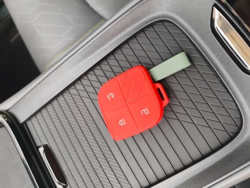 Used Lynk & Co 08 EM-P 2025 120km Long-Range Pro — 8