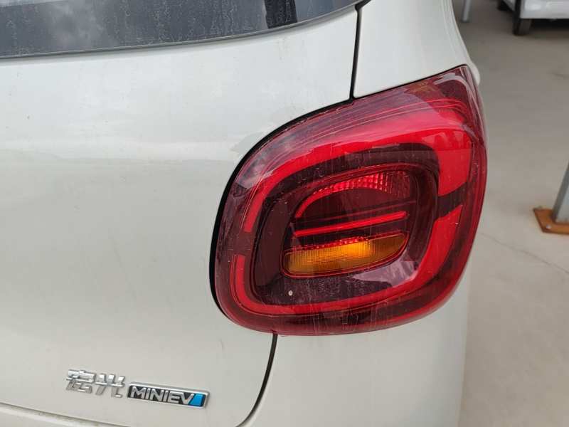 Used Wuling Hongguang MINIEV 2025 Four-Door Version Advanced Edition — 7