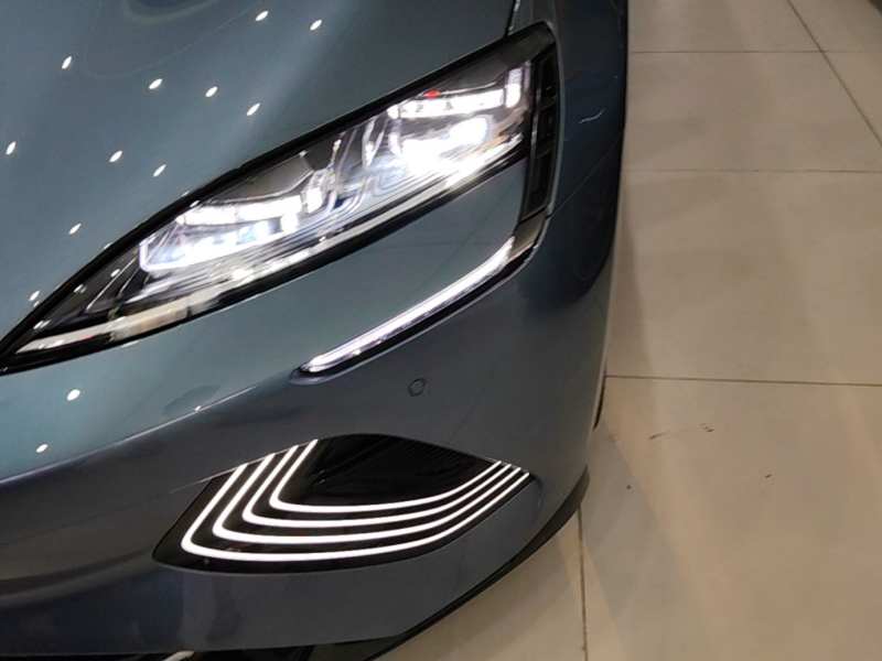 Used BYD Seal 2022 550 km Standard Range Rear-Wheel Drive Elite Version — 23