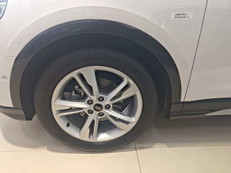 Used Audi Q3 2023 35 TFSI Fashion Elegant Version (1.4T) — 22