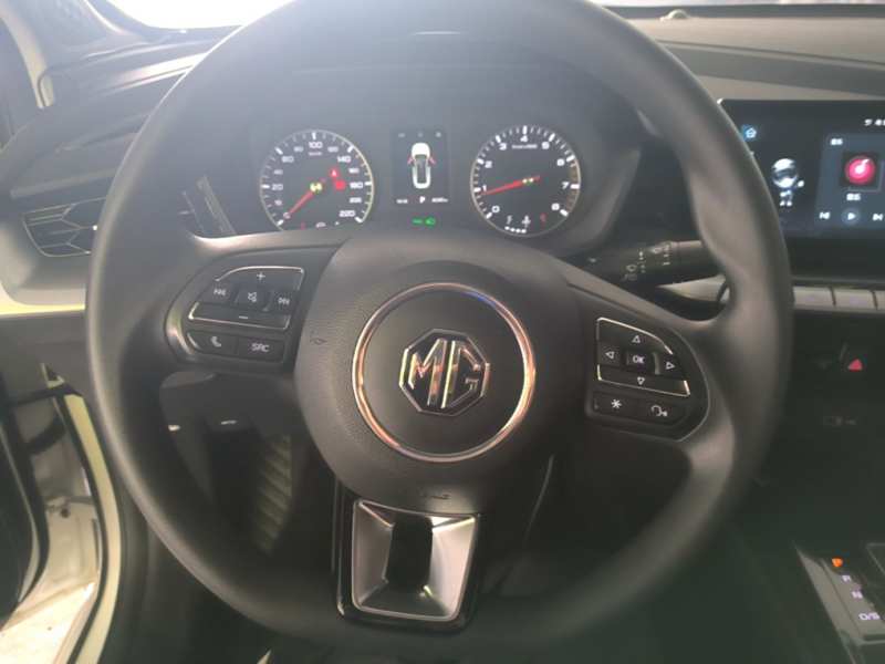 Used MG 5 2021 180 DVVT CVT Youthful Style Edition — 10