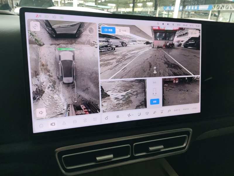 Used Li Auto L6 2025 Pro Smart Refresh Edition — 12