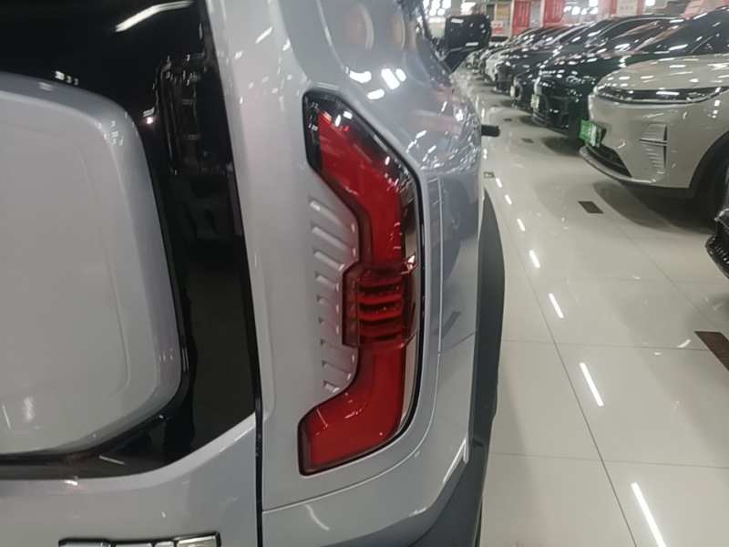 Used Deepal G318 2024 Four-Wheel-Drive Air Suspension Model — 7