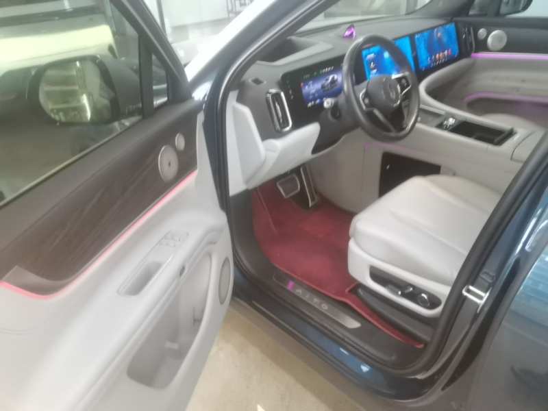 Used AITO/LUXEED/MAEXTRO/SAIC/STELATO AITO M9 2024 Range-Extended Ultra Version 42 kWh 6-Seater Model — 15
