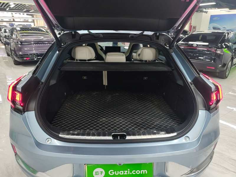 Used Zeekr 001 2023 WE Edition 100 kWh — 18