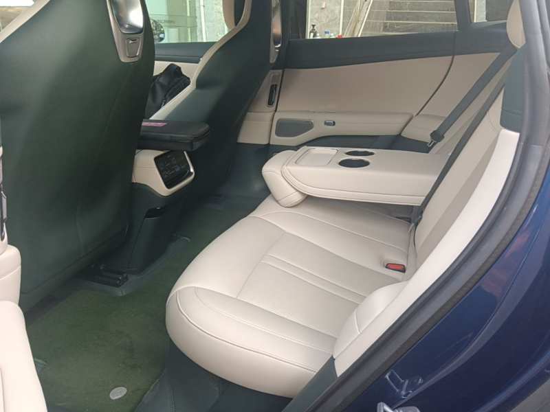 Used Xiaomi Auto YU7 2025 Ultra-Long Range High-Performance All-Wheel-Drive Max Edition — 16