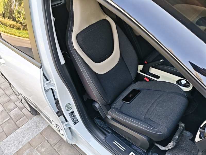 Used Wuling Bingo 2024 203km Light Edition — 24