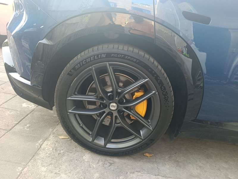 Used Xiaomi Auto YU7 2025 Ultra-Long Range High-Performance All-Wheel-Drive Max Edition — 25