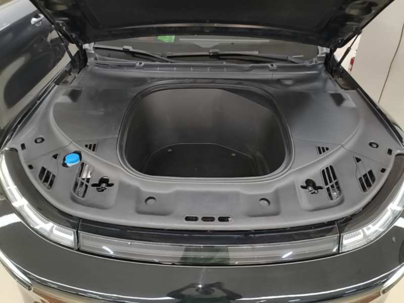 Used XPeng P7 2022 480 Standard Range Smart Drive Edition — 21