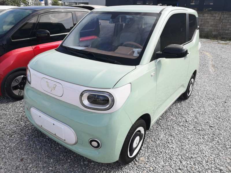 Used Wuling Hongguang MINIEV 2024 3rd Generation 215km Youth Edition — 1