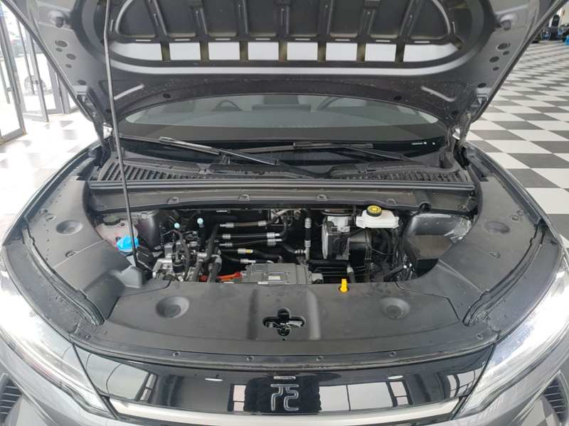 Used BYD Yuan UP 2025 Intelligent Driving Version 401 KM Dynamic Edition — 19