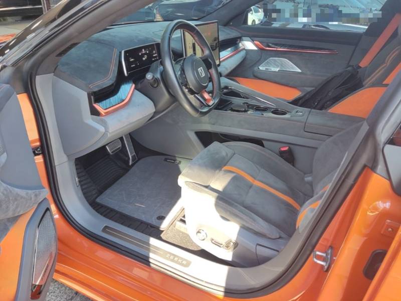 Used Zeekr 001 2023 YOU Edition 100 kWh — 16