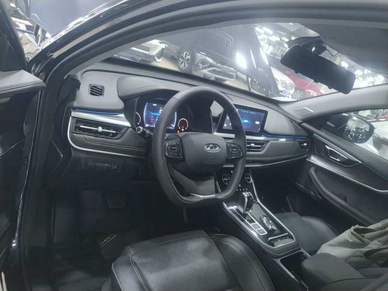 Used Chery Tiggo 8 2025 Excellence Edition 230 TCI Automatic Luxury Version 5 Seats — 9