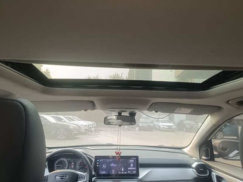 Used Geely Auto Coolray 2023 1.5T DCT Platinum Edition — 17