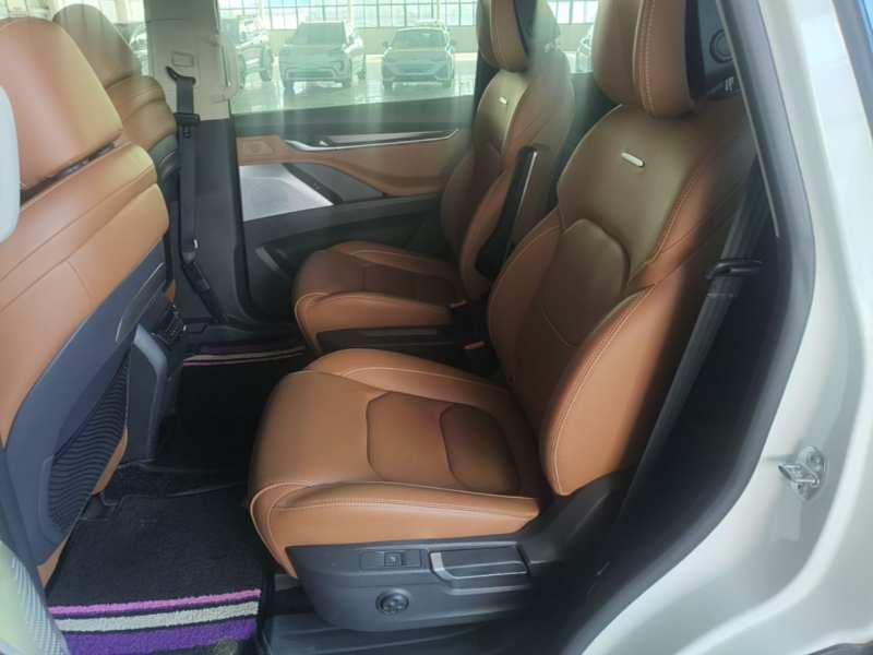 Used SAIC MAXUS D90 2017 2.0T Automatic All-Wheel Drive Sirius — 16