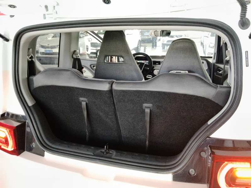 Used Wuling Hongguang MINIEV 2022 Macaron Premium Model – Lithium Iron Phosphate — 18