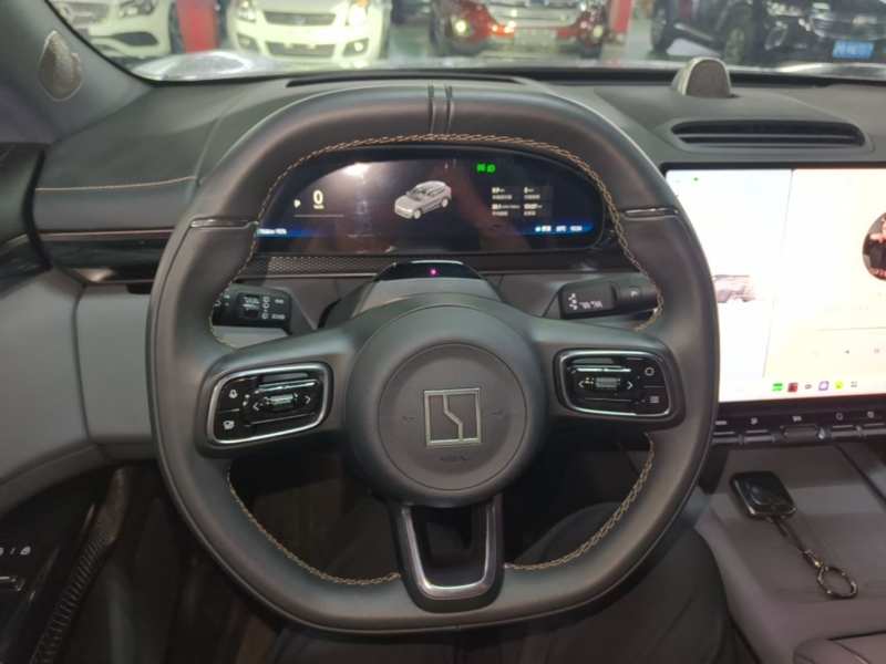 Used Zeekr 7X 2025 100 kWh Long-Range Rear-Wheel Drive with Intelligent Driving Features — 10