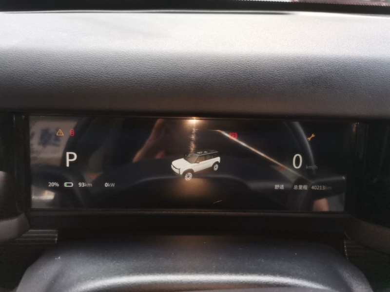 Used iCAR 03 2024 472km Four-Wheel Drive Long-Range Smart Enjoyment Version — 11
