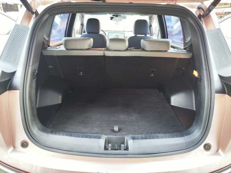 Used AION Y 2022 Plus 70 Tech Edition — 18