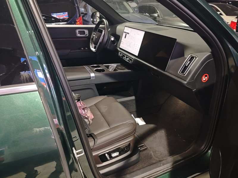 Used Li Auto L9 2022 Max model — 24