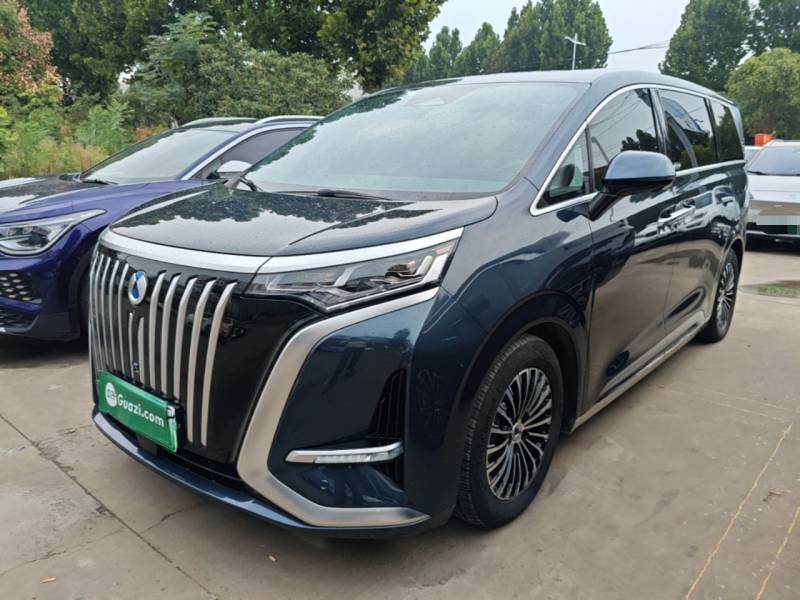 Used Denza D9 2022 EV 600 Four-Wheel Drive Flagship Model