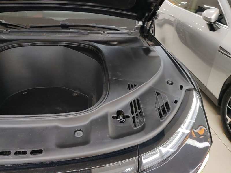 Used XPeng P7 2022 480 Standard Range Smart Drive Edition — 23