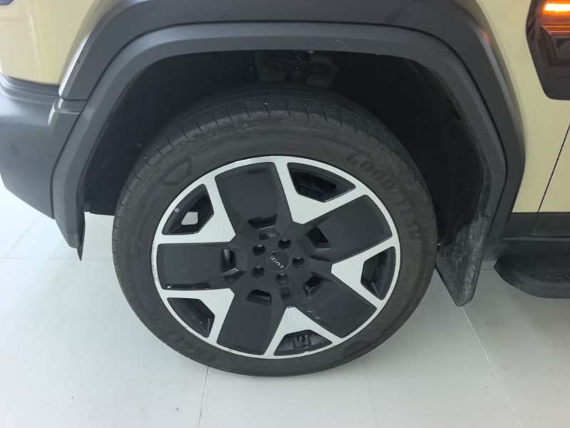 Used iCAR V27 2026 Model 200KM Four-Wheel Drive Falcon 500 — 22