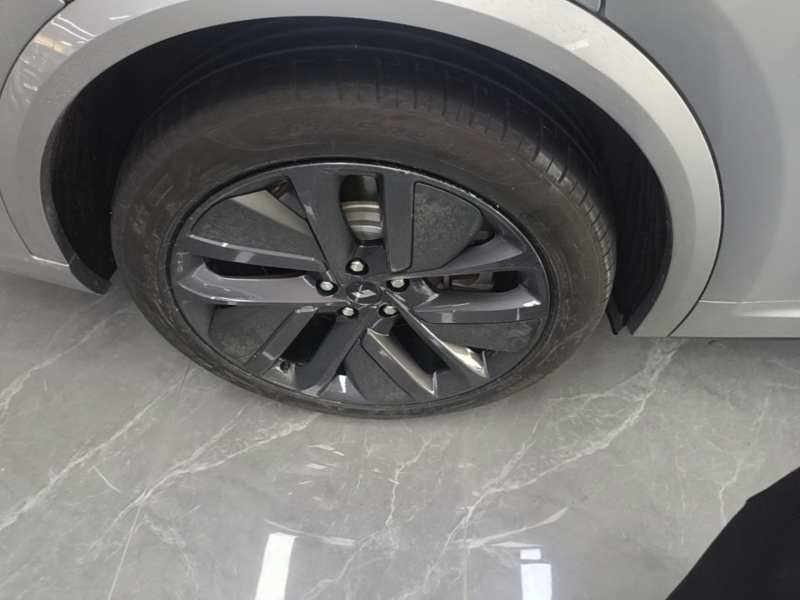 Used Li Auto L9 2022 Max model — 25