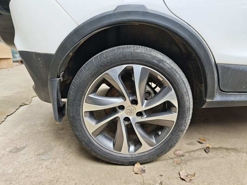 Used BYD Yuan 2017 1.5L Manual with Panoramic Sunroof — 25