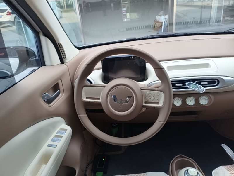 Used Wuling Hongguang MINIEV 2025 Four-Door Version Advanced Edition — 10