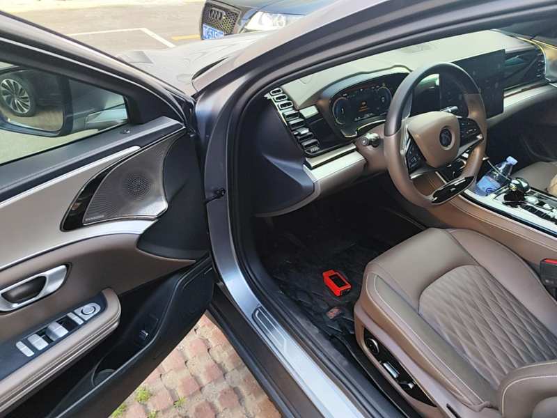 Used BYD Han 2023 EV Champion Edition 605KM Front-Drive Premium Model — 15
