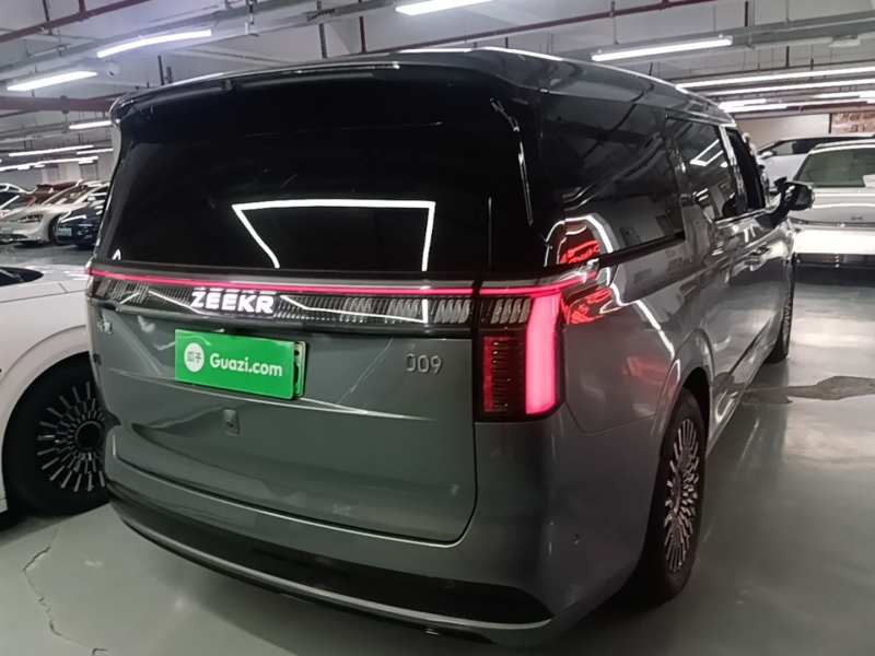 Used Zeekr 009 2024 Six-Seat Executive Version 4WD 108 kWh — 6