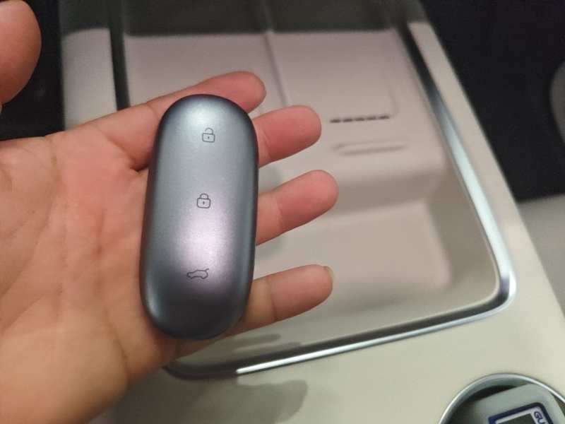 Used Li Auto L8 2025 Ultra Smart Refreshed Edition — 8